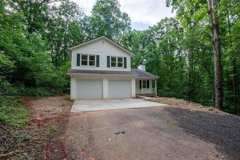 4 bedroom, 3 bathroom, 1,717 sq ft single family residence for sale at 64 Hickory Lane, Dahlonega, GA 30533 — photo 2