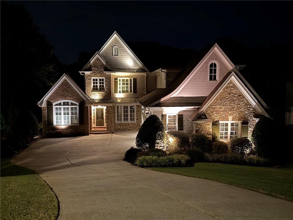 4 bedroom, 4 bathroom, 4,454 sq ft single family residence for sale at 6065 Boulder Bluff Drive, Cumming, GA 30040 — photo 4