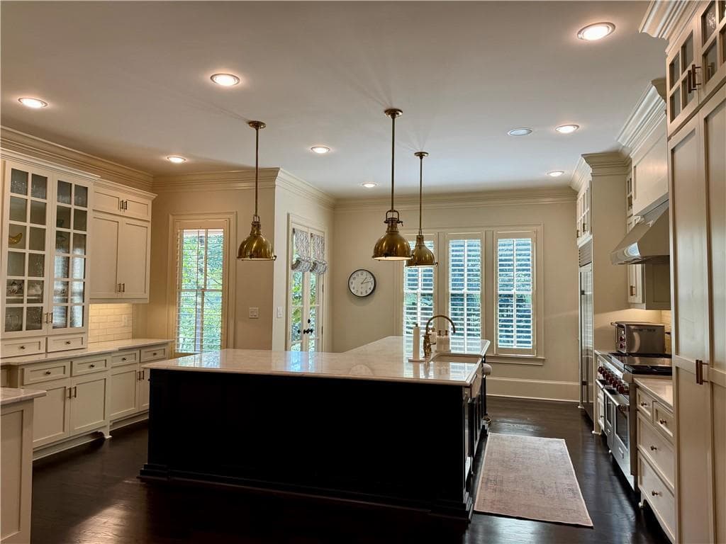 8 bedroom, 7 bathroom, 9,204 sq ft single family residence under contract at 15000 Neese Road, Milton, GA 30004 — photo 7