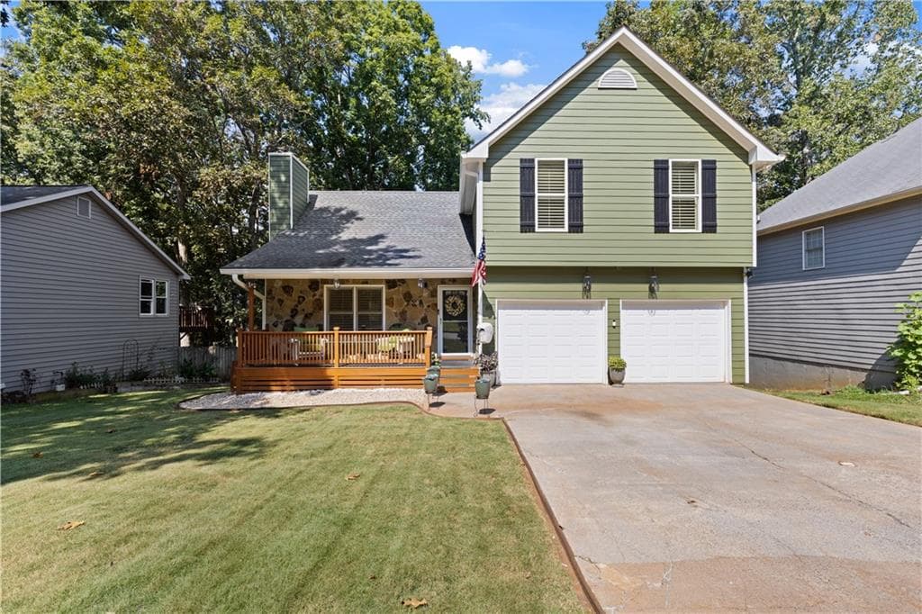 3 bedroom, 4 bathroom, 1,868 sq ft single family residence for sale at 69 White Oak Drive, Cartersville, GA 30121