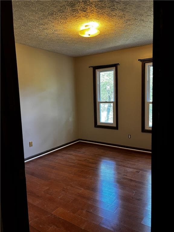 3 bedroom, 2 bathroom, 1,650 sq ft single family residence for rent at 3260 Creek Hollow Drive, Marietta, GA 30062 for $2,250 a month — photo 9