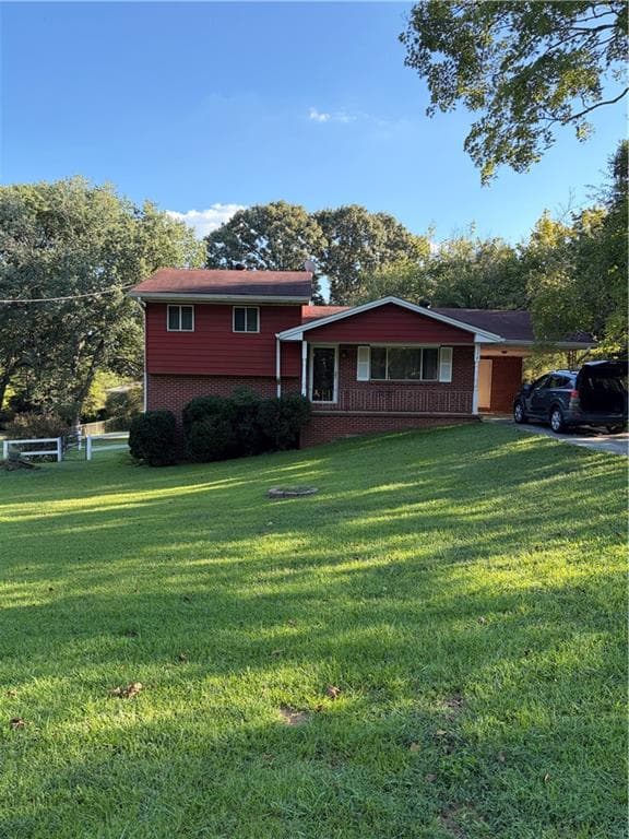 3 bedroom, 2 bathroom, 1,418 sq ft single family residence under contract at 1118 E Fayetteville Road, Riverdale, GA 30296 — photo 3