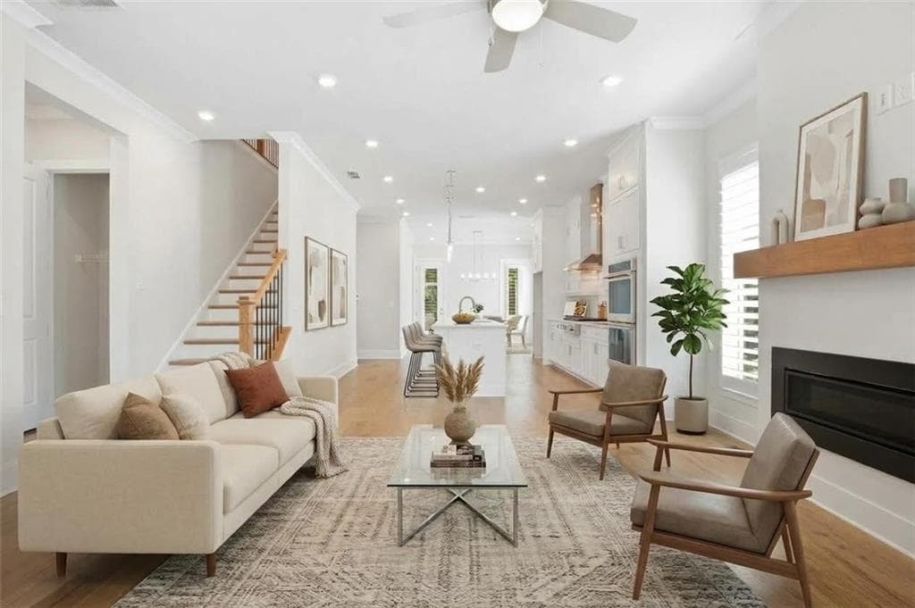 4 bedroom, 4 bathroom, 2,574 sq ft single family residence for sale at 4489 Waterside Parkway, Peachtree Corners, GA 30092 — photo 5