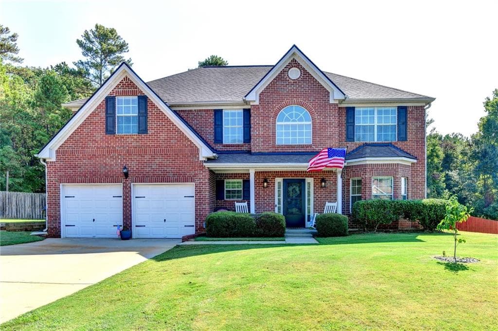 4 bedroom, 3 bathroom, 2,777 sq ft single family residence for sale at 2709 Oakmont Way, Monroe, GA 30656 — photo 2