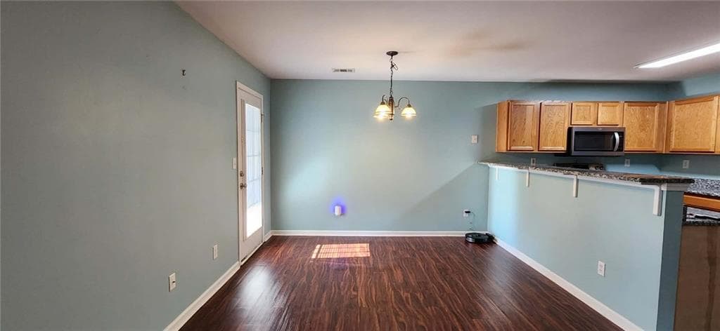3 bedroom, 3 bathroom, 1,486 sq ft townhouse under contract at 118 Avalon Drive, Calhoun, GA 30701 — photo 10