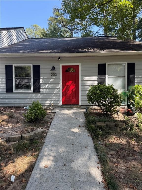 2 bedroom, 2 bathroom, 1,064 sq ft townhouse for sale at 203 Westland Circle, Marietta, GA 30064