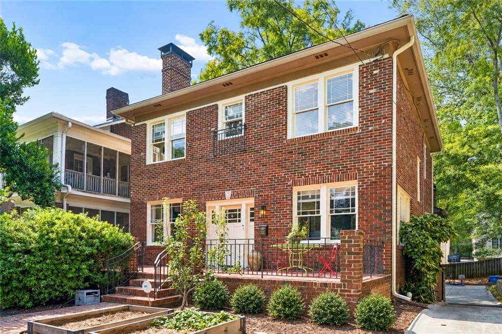 3 bedroom, 3 bathroom, 2,452 sq ft single family residence for sale at 700 Penn Avenue, Atlanta, GA 30308