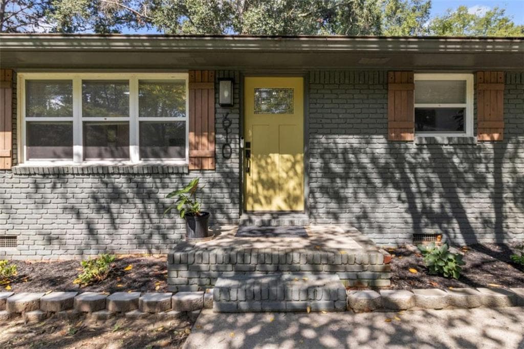 3 bedroom, 2 bathroom, 1,150 sq ft single family residence for rent at 610 Oriole Drive, Marietta, GA 30067 for $2,500 a month — photo 1 of 31
