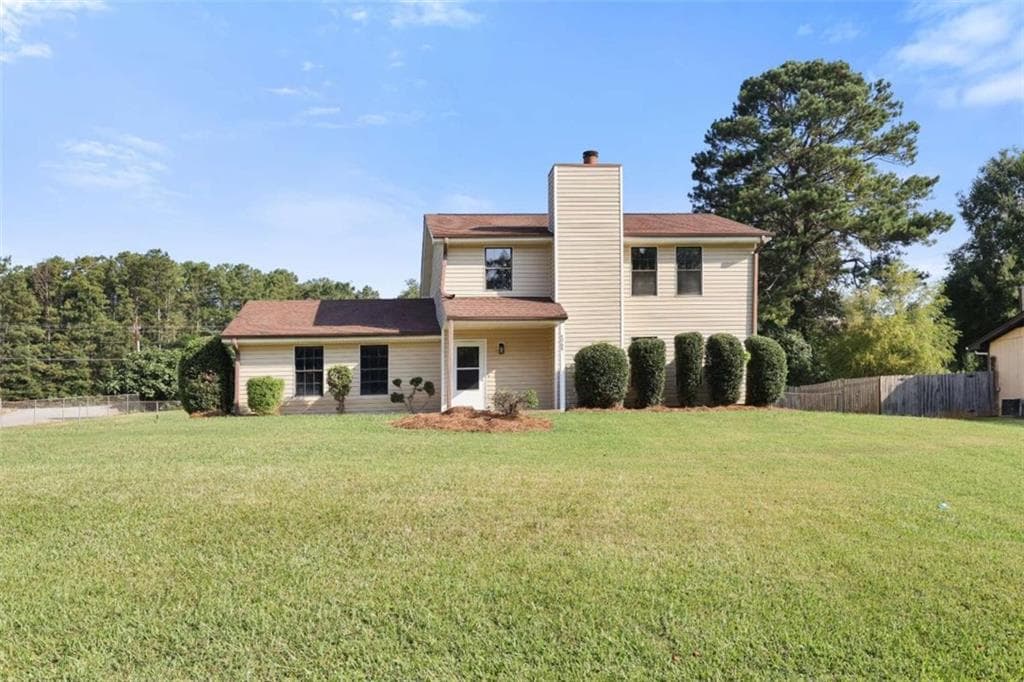 3 bedroom, 3 bathroom, 1,680 sq ft single family residence for sale at 4068 Hunt Way, Rex, GA 30273