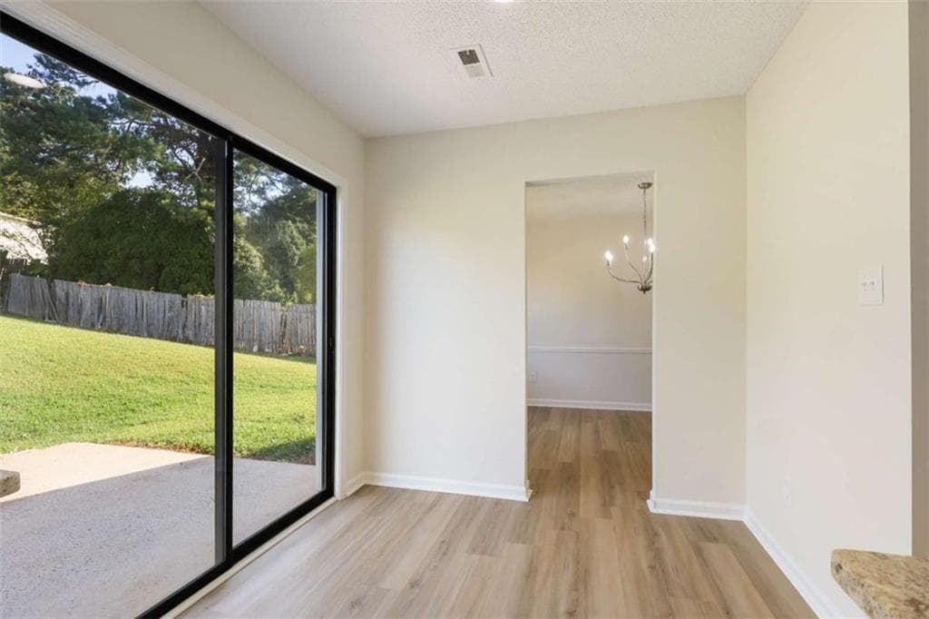 3 bedroom, 3 bathroom, 1,680 sq ft single family residence for sale at 4068 Hunt Way, Rex, GA 30273 — photo 5