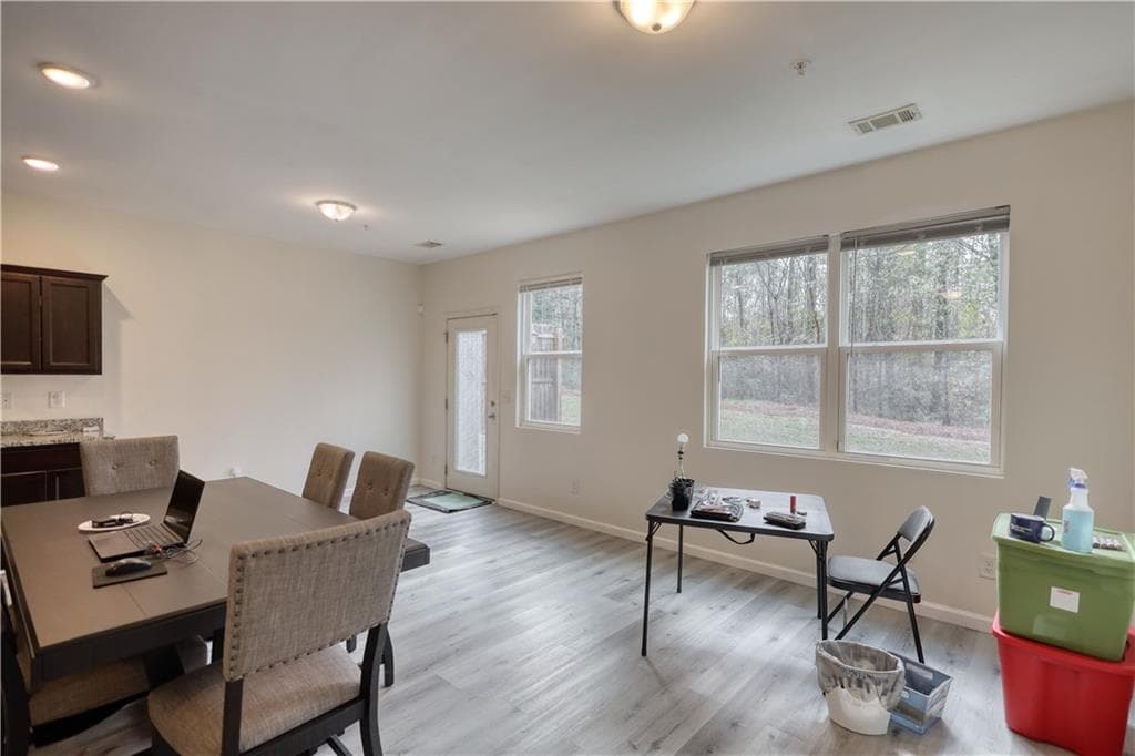 3 bedroom, 3 bathroom, 1,589 sq ft townhouse for sale at 1821 Millstream Hollow, Conyers, GA 30012 — photo 7