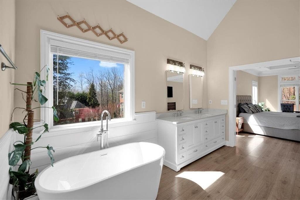 5 bedroom, 5 bathroom, 5,260 sq ft single family residence for sale at 5508 Ridgemoor Drive, Braselton, GA 30517 — photo 7
