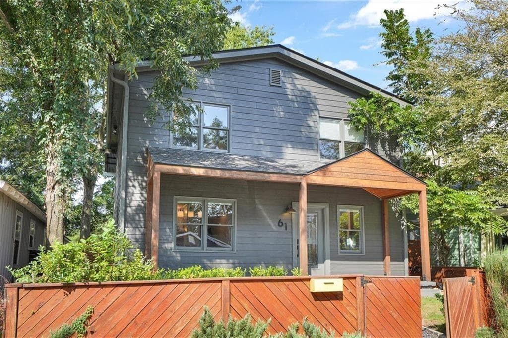 3 bedroom, 2 bathroom, 1,556 sq ft single family residence for sale at 61 Chester Avenue, Atlanta, GA 30316 — photo 2