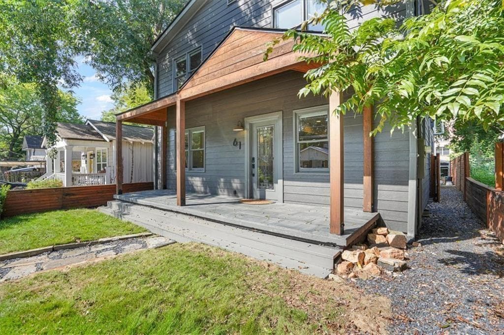 3 bedroom, 2 bathroom, 1,556 sq ft single family residence for sale at 61 Chester Avenue, Atlanta, GA 30316 — photo 3