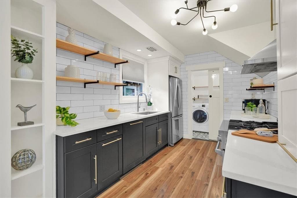 3 bedroom, 2 bathroom, 1,556 sq ft single family residence for sale at 61 Chester Avenue, Atlanta, GA 30316 — photo 4