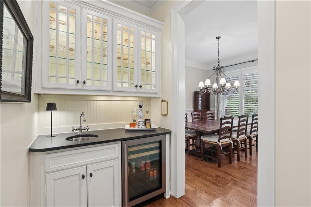 5 bedroom, 5 bathroom, 4,912 sq ft single family residence for sale at 367 N Garden Lane, Atlanta, GA 30309 — photo 8