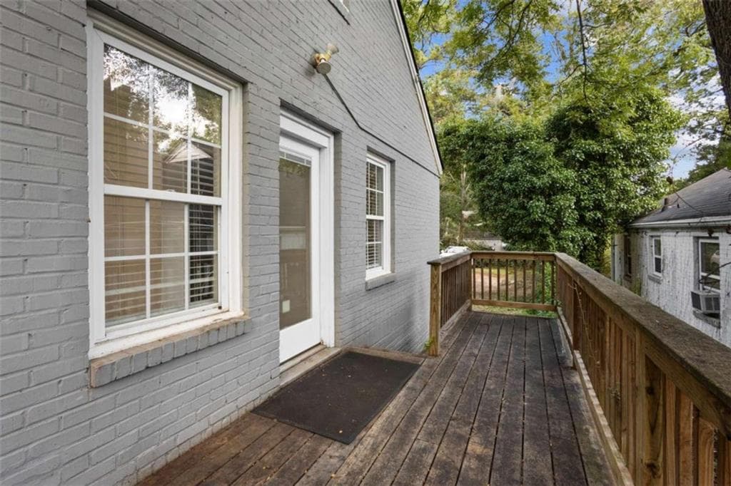 4 bedroom, 2 bathroom, 1,591 sq ft single family residence for sale at 1816 Sylvan Road, Atlanta, GA 30310 — photo 3