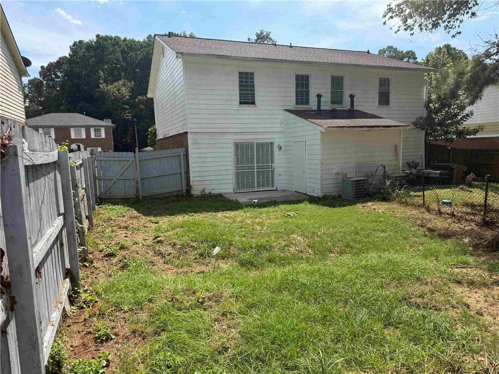 duplex for sale at 5382 ridgemere ct, Stone Mountain, GA 30083 — photo 2