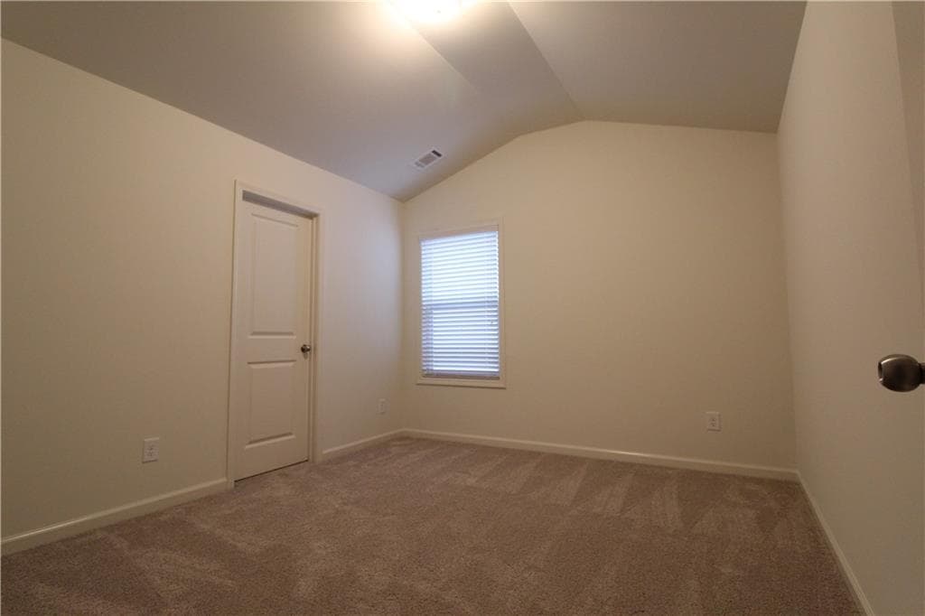4 bedroom, 3 bathroom, 2,300 sq ft single family residence for rent at 5408 Falling Branch Court, Flowery Branch, GA 30542 for $2,200 a month — photo 10