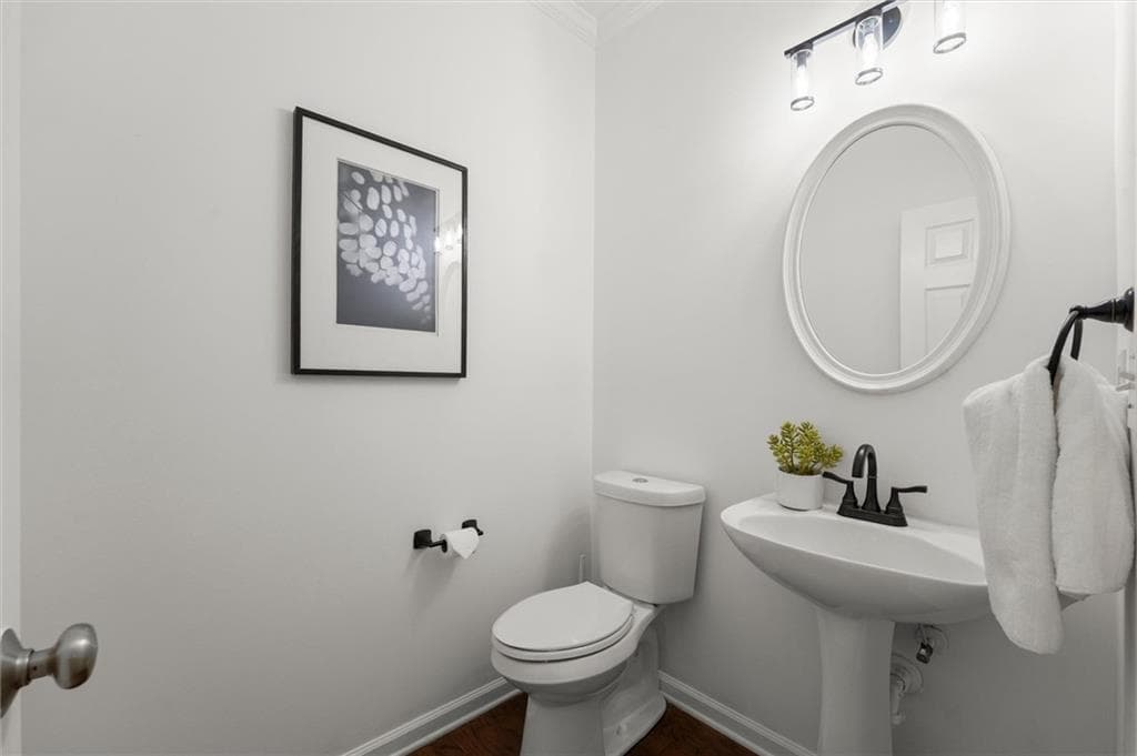 3 bedroom, 3 bathroom, 2,344 sq ft single family residence for sale at 4010 Emerald Glade Court, Cumming, GA 30040 — photo 7