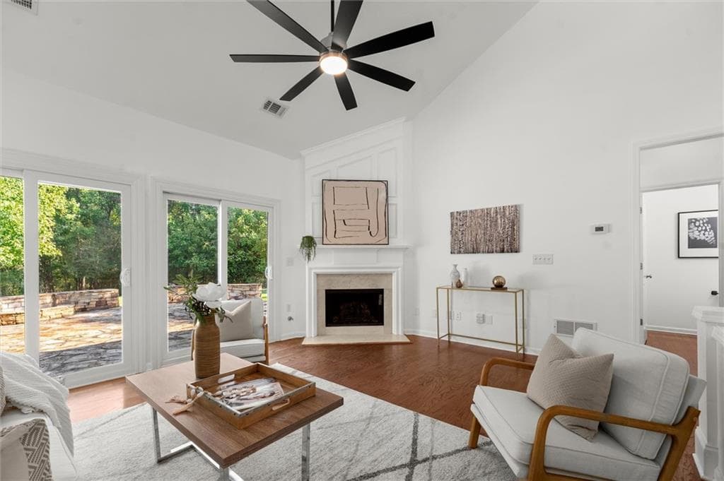 3 bedroom, 3 bathroom, 2,344 sq ft single family residence for sale at 4010 Emerald Glade Court, Cumming, GA 30040 — photo 10