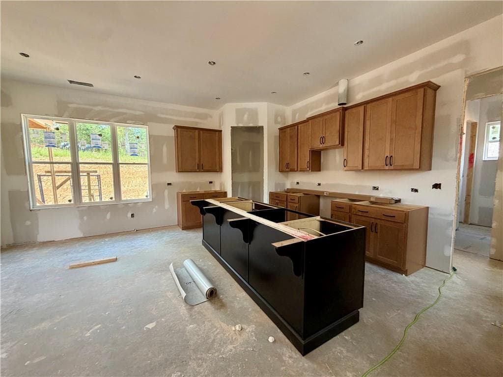 3 bedroom, 2 bathroom, 1,873 sq ft single family residence for sale at 02 Blue Mountain Road, Morganton, GA 30560 — photo 5