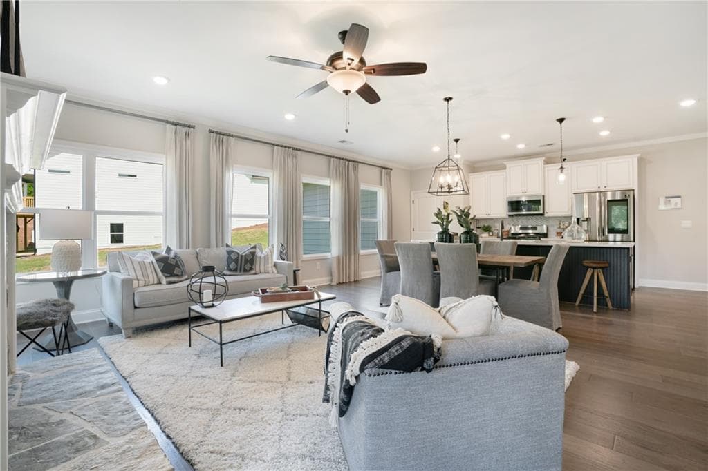 2 bedroom, 2 bathroom, 1,610 sq ft single family residence for sale at 53 Colonial Terrace, Villa Rica, GA 30180 — photo 5