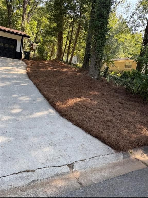 3 bedroom, 2 bathroom, 1,354 sq ft single family residence for sale at 4205 Commodore Drive, Chamblee, GA 30341 — photo 7