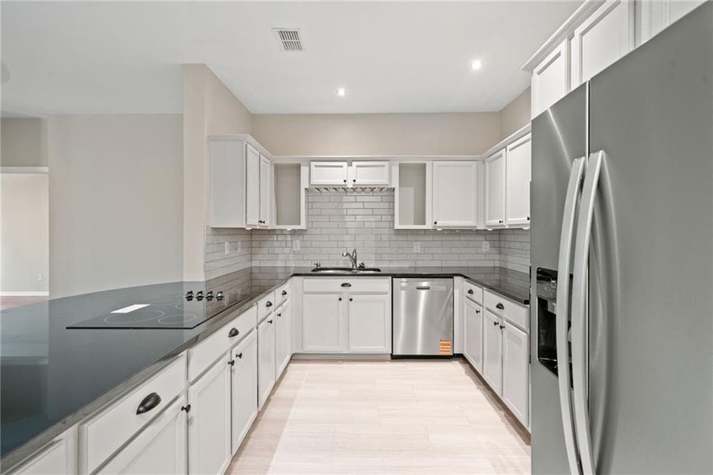 2 bedroom, 2 bathroom, 1,209 sq ft condominium for sale at 1975 Nocturne Drive 2105, Alpharetta, GA 30009 — photo 2