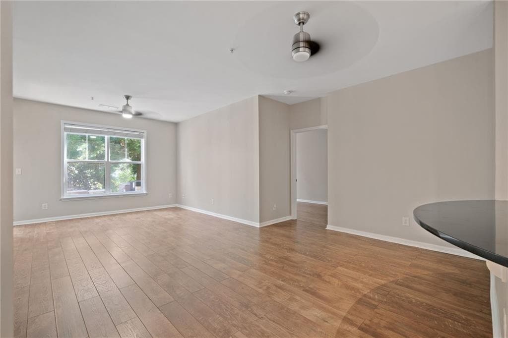 2 bedroom, 2 bathroom, 1,209 sq ft condominium for sale at 1975 Nocturne Drive 2105, Alpharetta, GA 30009 — photo 9