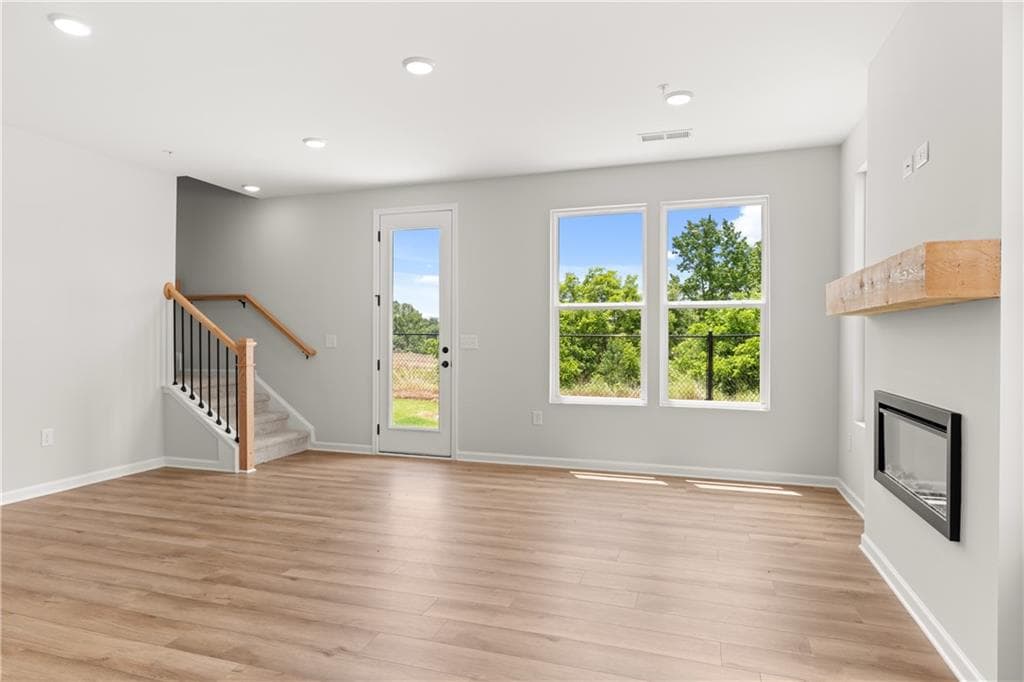 3 bedroom, 3 bathroom, 1,804 sq ft townhouse for sale at 6425 Pinin Place 643, Cumming, GA 30041 — photo 8