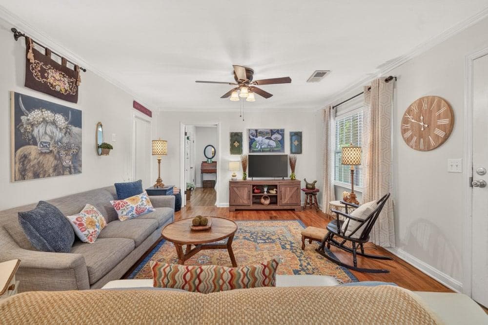 3 bedroom, 1 bathroom, 1,098 sq ft single family residence for sale at 1013 S Madison Avenue, Monroe, GA 30655 — photo 6