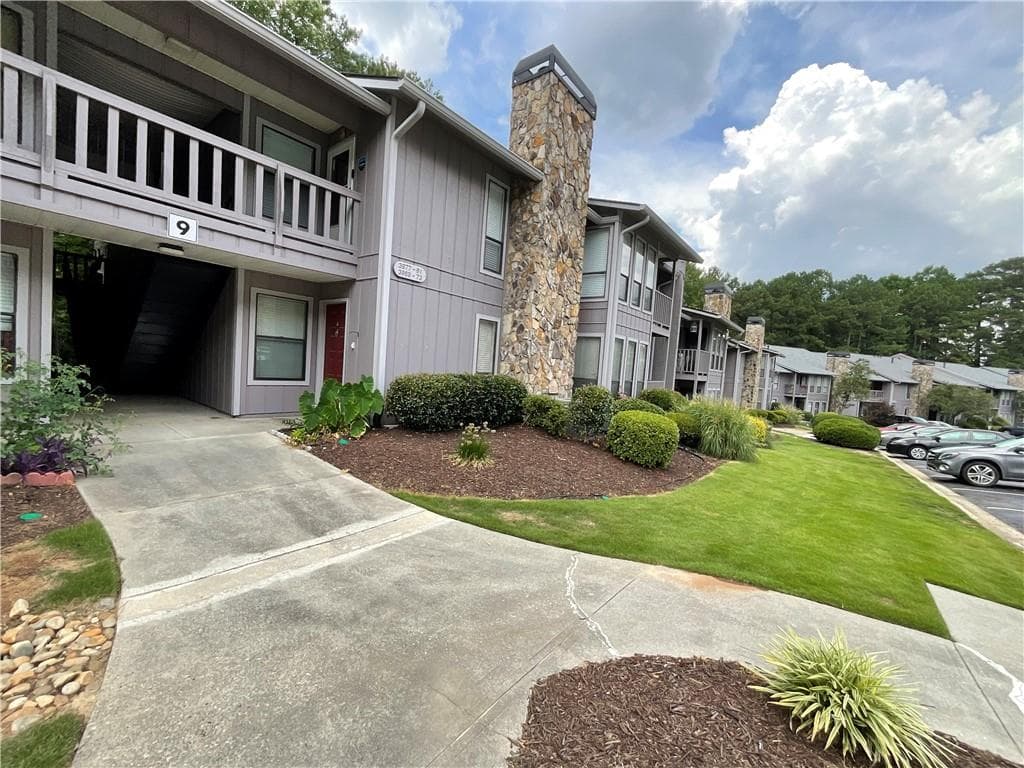 2 bedroom, 2 bathroom, 1,182 sq ft home for sale at 3969 Woodridge Way, Tucker, GA