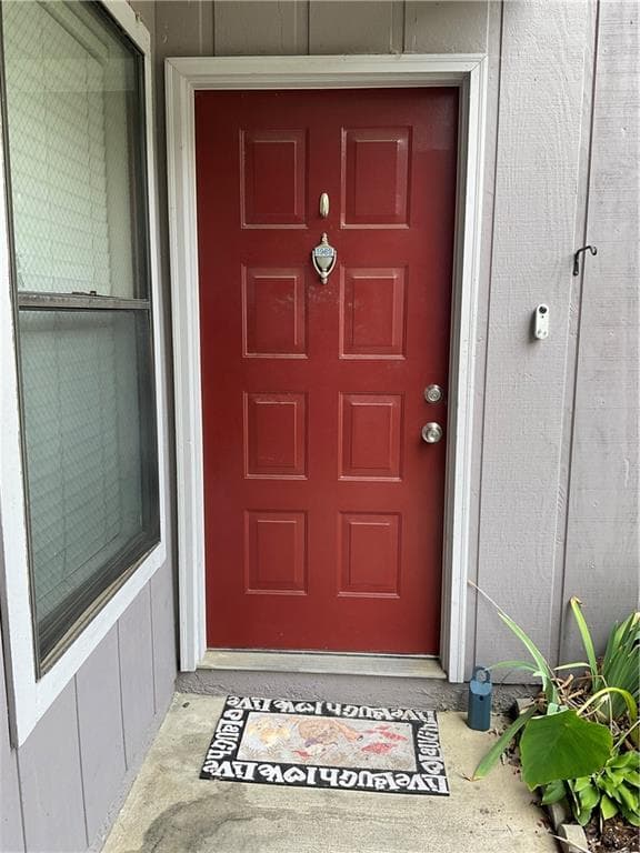 2 bedroom, 2 bathroom, 1,182 sq ft condominium for sale at 3969 Woodridge Way, Tucker, GA 30084 — photo 2