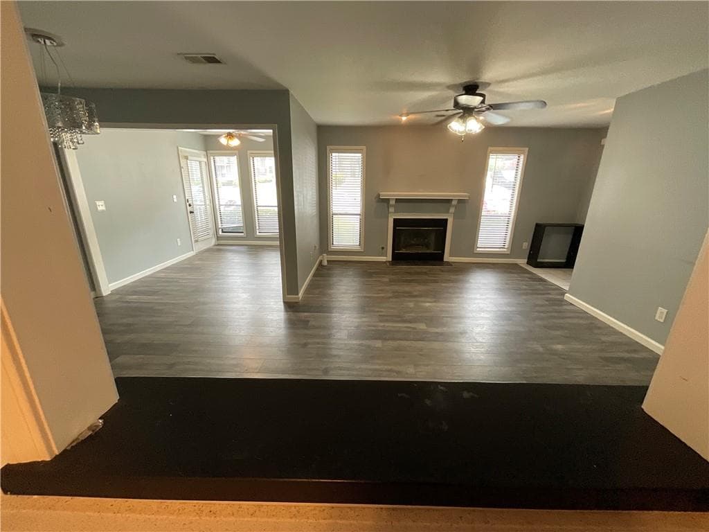 2 bedroom, 2 bathroom, 1,182 sq ft condominium for sale at 3969 Woodridge Way, Tucker, GA 30084 — photo 5