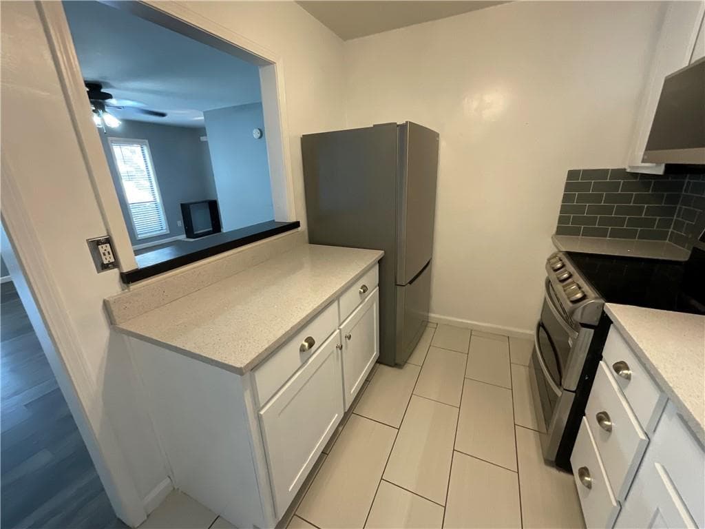 2 bedroom, 2 bathroom, 1,182 sq ft condominium for sale at 3969 Woodridge Way, Tucker, GA 30084 — photo 10