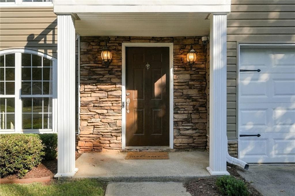 3 bedroom, 3 bathroom, 1,816 sq ft single family residence for sale at 4458 High Gate Drive, Acworth, GA 30101 — photo 3