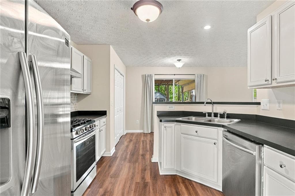 3 bedroom, 3 bathroom, 1,816 sq ft single family residence for sale at 4458 High Gate Drive, Acworth, GA 30101 — photo 7