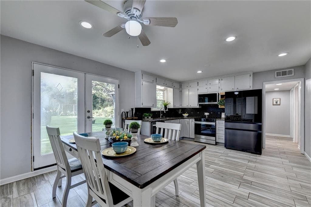 3 bedroom, 2 bathroom, 1,320 sq ft single family residence for sale at 4391 Bryant Drive, Lilburn, GA 30047 — photo 8