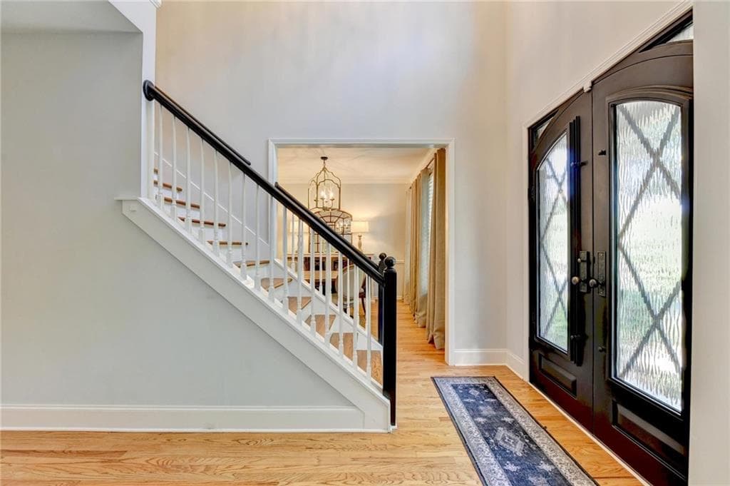 5 bedroom, 4 bathroom, 3,781 sq ft single family residence for sale at 3505 Silver Vista Court, Cumming, GA 30041 — photo 7