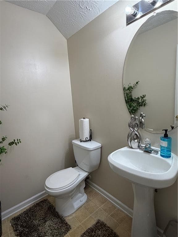 3 bedroom, 3 bathroom, 1,833 sq ft single family residence for sale at 667 Lakes Circle, Lithonia, GA 30058 — photo 9