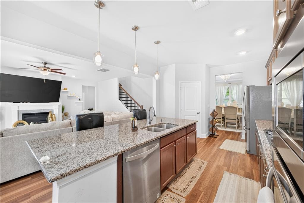 5 bedroom, 4 bathroom, 3,402 sq ft single family residence for sale at 510 Eagles, Fairburn, GA 30213 — photo 8