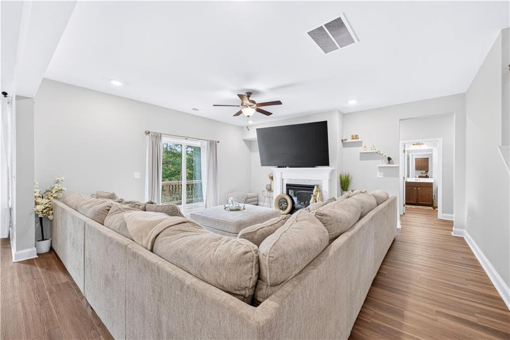 5 bedroom, 4 bathroom, 3,402 sq ft single family residence for sale at 510 Eagles, Fairburn, GA 30213 — photo 10
