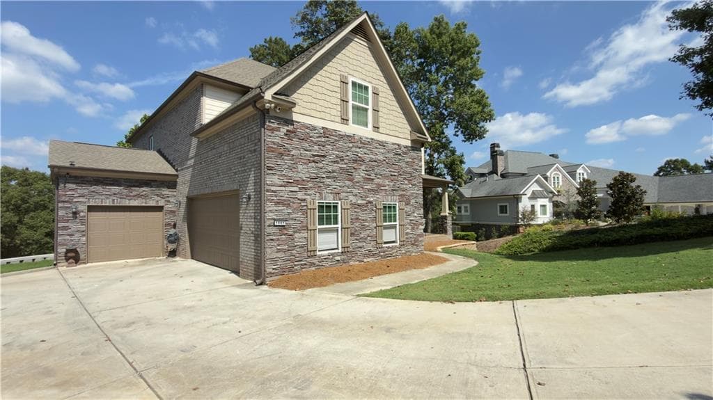 7 bedroom, 6 bathroom, 5,396 sq ft single family residence for sale at 1001 Overlook Drive, Villa Rica, GA 30180 — photo 2