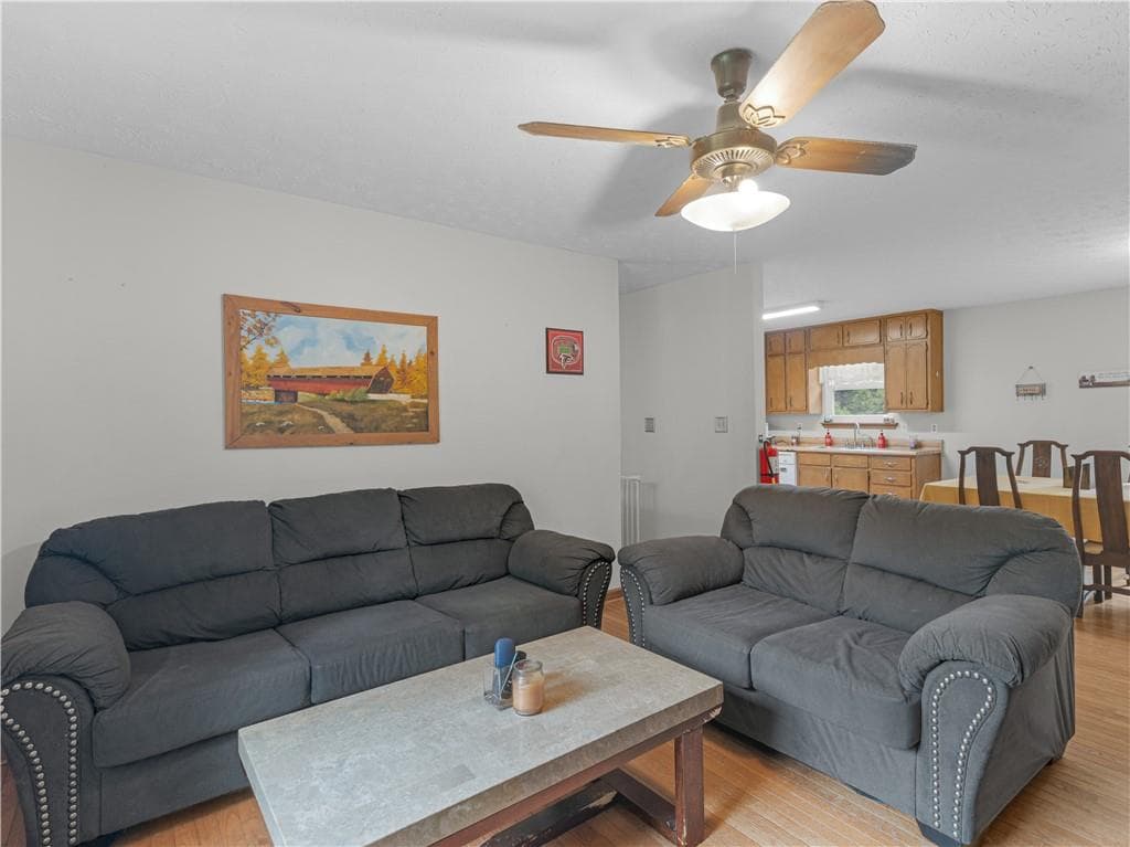 3 bedroom, 2 bathroom, 1,184 sq ft single family residence for sale at 2065 Gum Creek Lane, Loganville, GA 30052 — photo 4