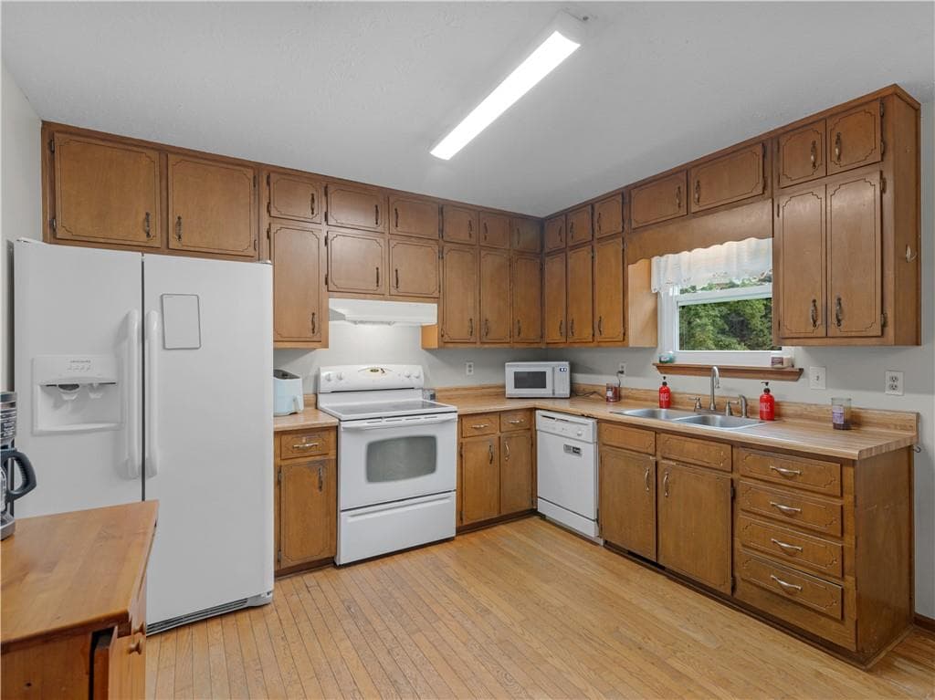 3 bedroom, 2 bathroom, 1,184 sq ft single family residence for sale at 2065 Gum Creek Lane, Loganville, GA 30052 — photo 10