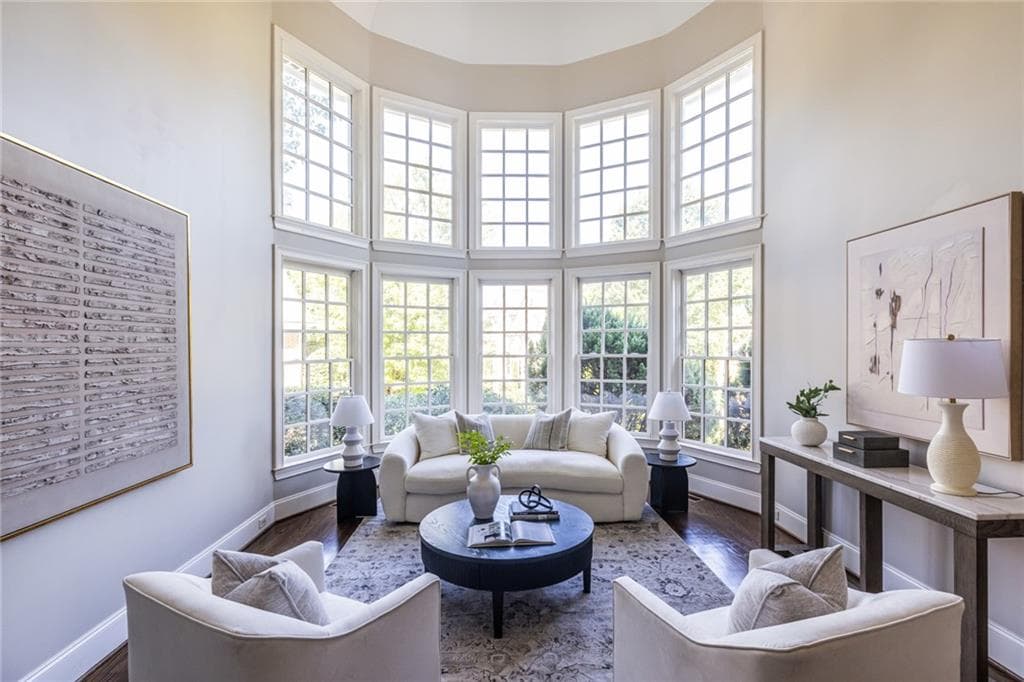 5 bedroom, 7 bathroom, 4,150 sq ft single family residence for sale at 825 Glengate Place, Atlanta, GA 30328 — photo 8