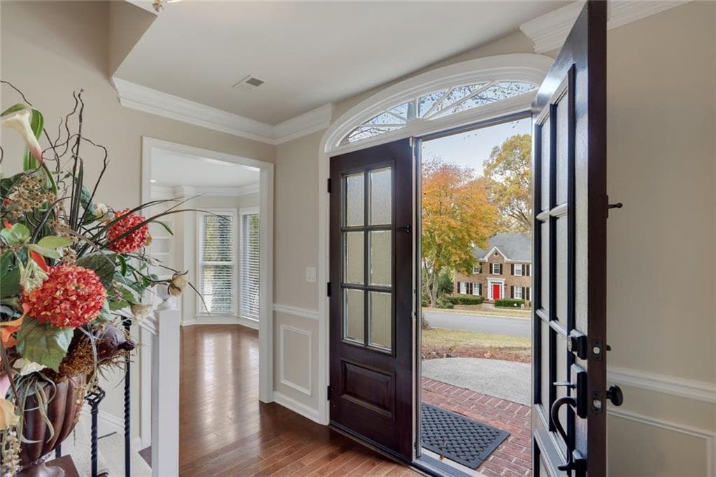 5 bedroom, 3 bathroom, 3,306 sq ft single family residence for sale at 3520 Billingsley Drive, Marietta, GA 30062 — photo 3