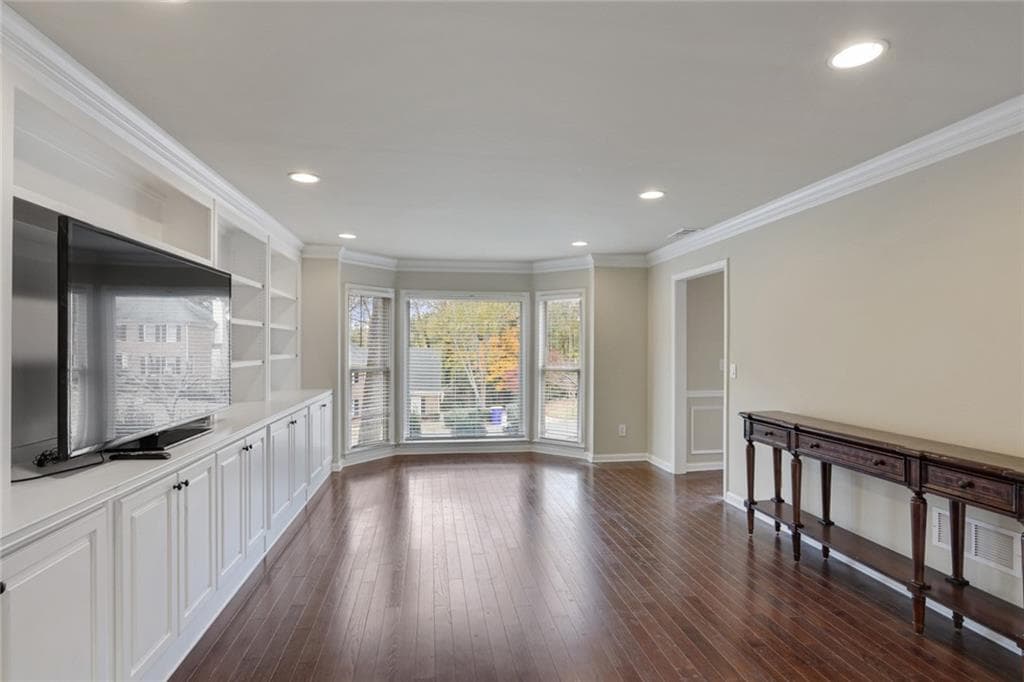 5 bedroom, 3 bathroom, 3,306 sq ft single family residence for sale at 3520 Billingsley Drive, Marietta, GA 30062 — photo 9