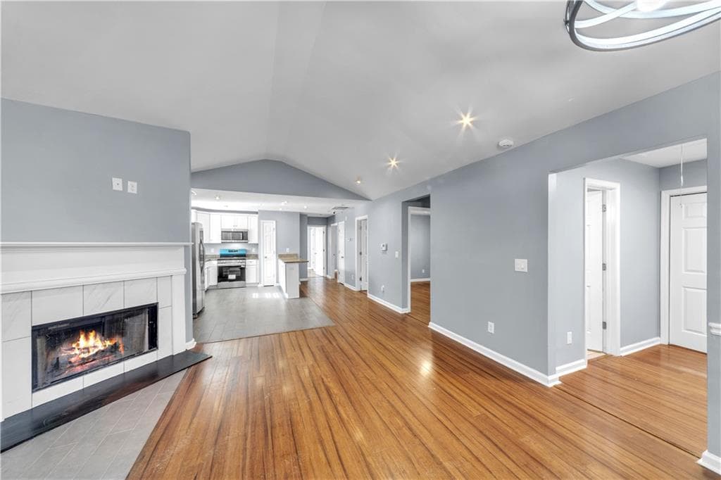 4 bedroom, 2 bathroom, 1,476 sq ft single family residence for sale at 4064 Blanton Avenue, Atlanta, GA 30331 — photo 3